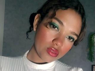 Voir la fiche détaillée de KellyAmbaris