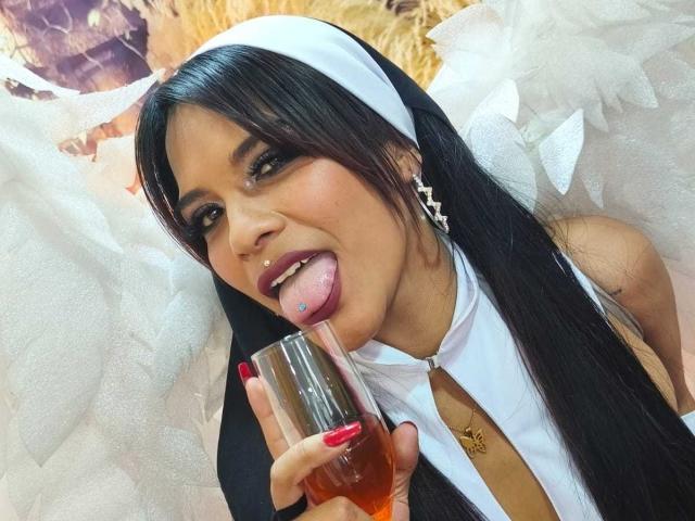 MiaBellucci - Live sexe cam - 28503686