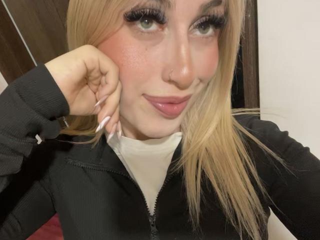 SammyViolet - Live porn &amp; sex cam - 28503812