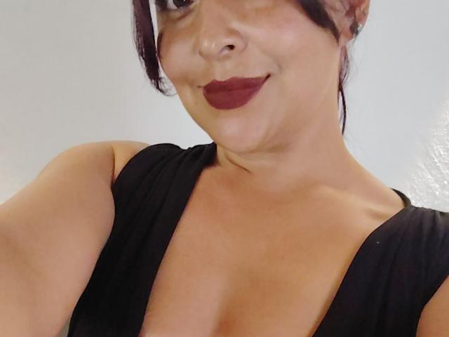 AfroditaLaDiosa - Live porn &amp; sex cam - 28504328