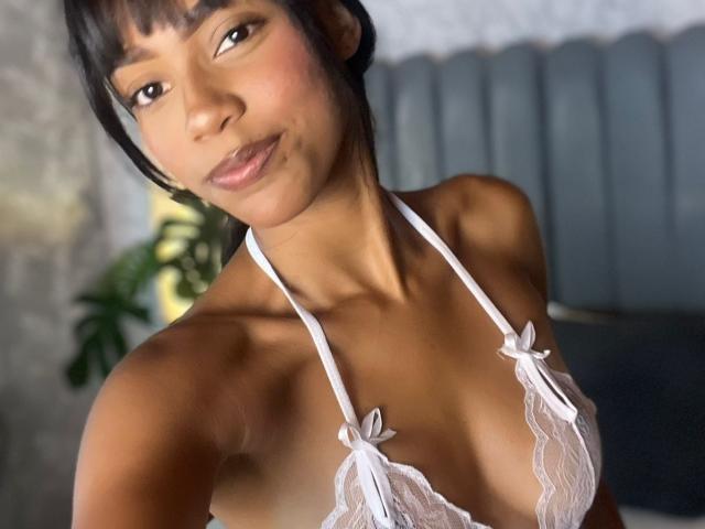 AylaCallowey - Live porn &amp; sex cam - 28505219