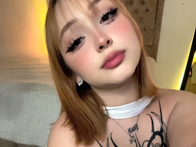 DarkCourtney - Live porn &amp; sex cam - 28506008