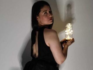 Fișa detaliată a AlanaSteel