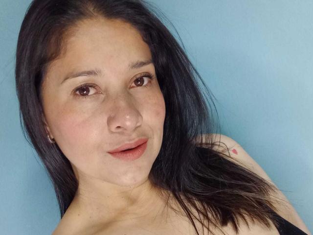 AlanaSteel - Live porn &amp; sex cam - 28506572