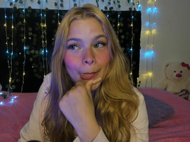 ShantalSummer - Live porn &amp; sex cam - 28507781