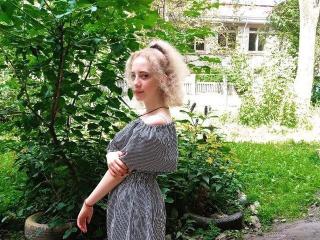 MellMelie'in detaylı sayfasını gör