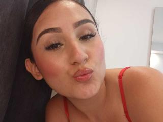 HiilaryDolce'in detaylı sayfasını gör