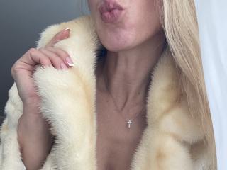 Fișa detaliată a SandraSwweet