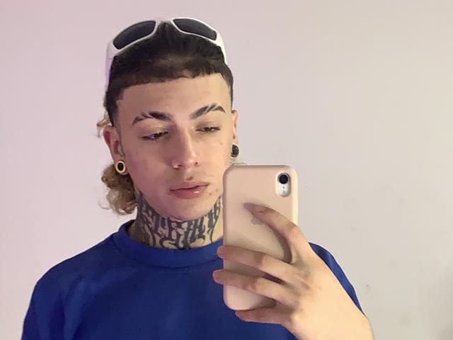 IceCumHot - Sexe cam en vivo - 28509563