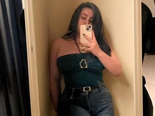 Fișa detaliată a EmaJames