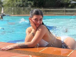 AnntonellaWatson'in detaylı sayfasını gör