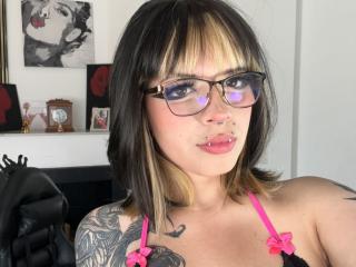 NatashaHottson'in detaylı sayfasını gör