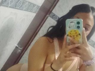 Obejrzyj kompletny profil VictoriaAlvarez