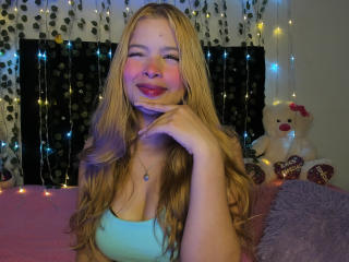 Podívejte se na podrobnou kartu ShantalSummer