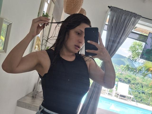 IsabelSoler - Live porn &amp; sex cam - 28518269