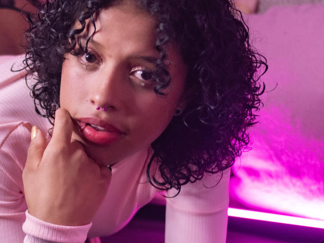 LunaKeller - Live porn &amp; sex cam - 28518383