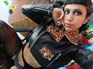 Lásd a NyxVega teljes profilját