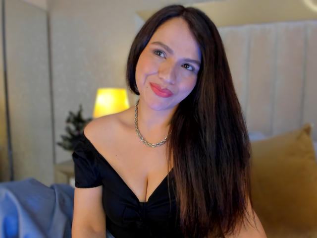 CameronViviane - Live sex cam - 28521179