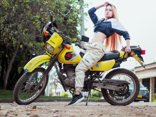 MiaValentine - Live porn &amp; sex cam - 28521368