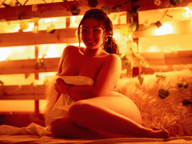 VanessaClose - Live porn &amp; sex cam - 28521584