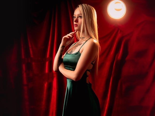 MiaValentine - Live porn &amp; sex cam - 28521698