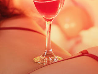 Lásd a VanessaClose teljes profilját