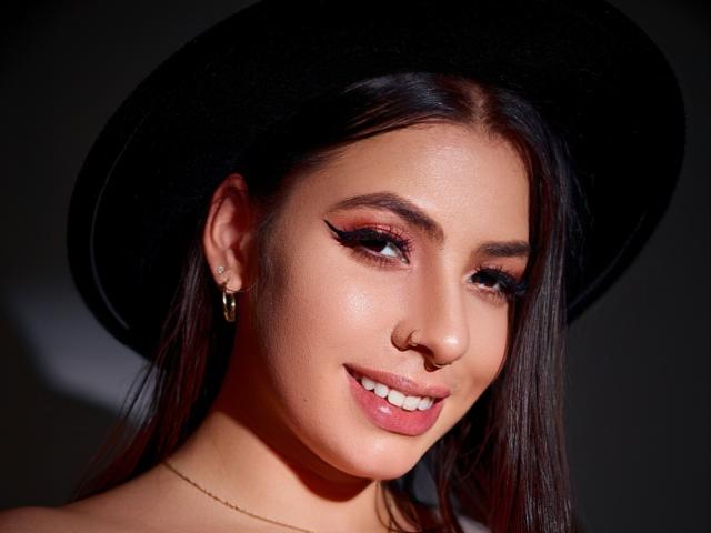 VanessaClose - Live porn &amp; sex cam - 28522151