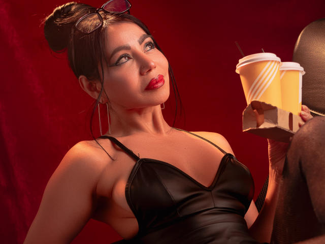 HelenHard - Live porno og sexkamera - 28522343