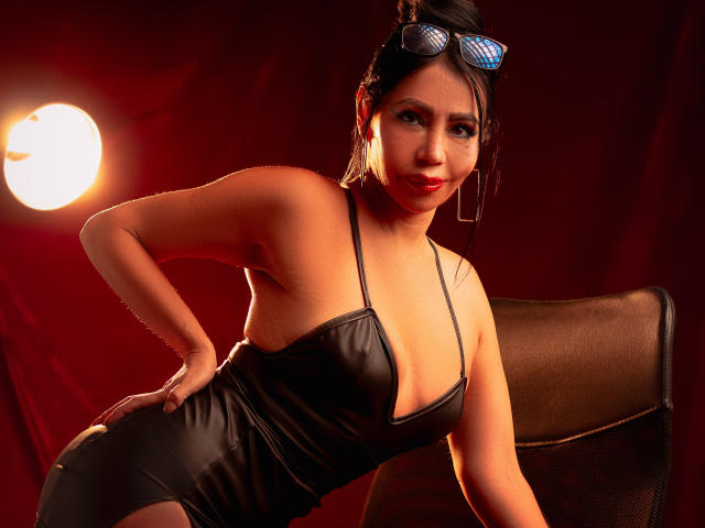 HelenHard - Live porn &amp; sex cam - 28522445