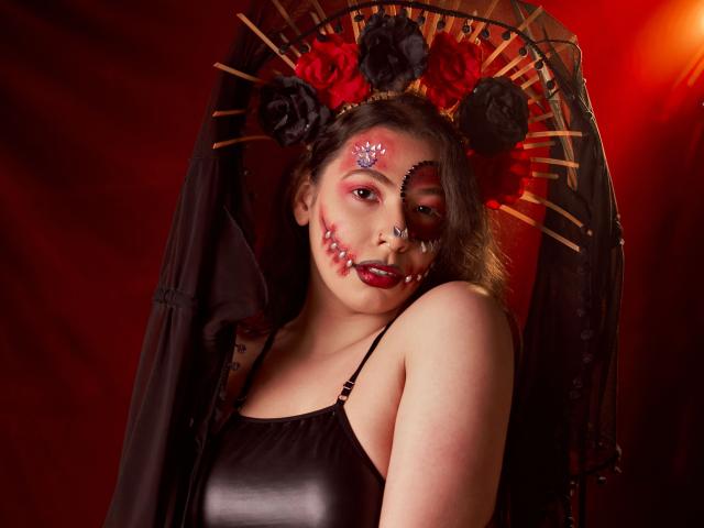 VanessaClose - Live porn &amp; sex cam - 28522553