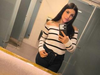 Lásd a SaraWestt teljes profilját