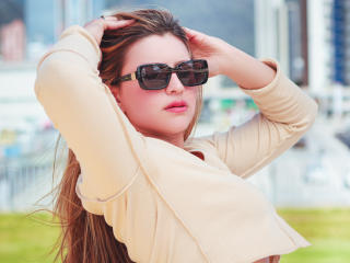 Ver la ficha detallada de SaraWestt