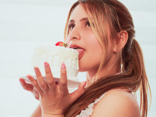 Ver la ficha detallada de SaraWestt