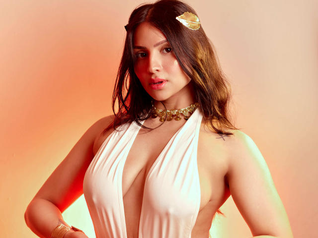 SaraWestt - Porno na żywo i seks kamera - 28523564