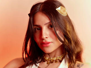 Ver la ficha detallada de SaraWestt