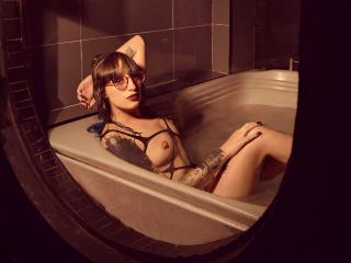 Podívejte se na podrobnou kartu TatsumiLee