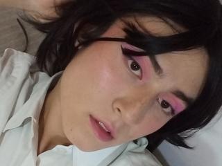 Podívejte se na podrobnou kartu EllieCherry