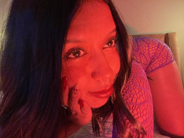 ZammySanz - Live porn &amp; sex cam - 28524377