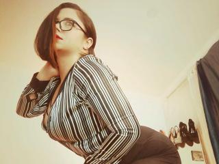 Lásd a SamanthaVenus teljes profilját