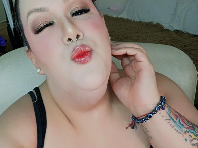 GiannaMorrys - Live porn &amp; sex cam - 28526678