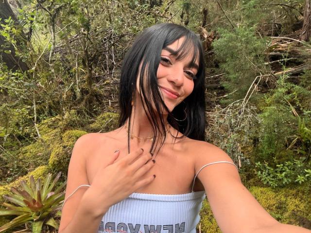 LindaWatsong - Live porn &amp; sex cam - 28527374