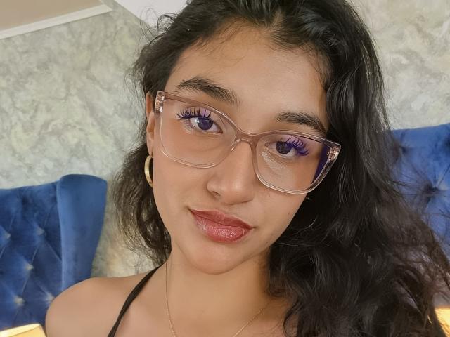 ValentinaCruz69 - Sexe cam en vivo - 28527815