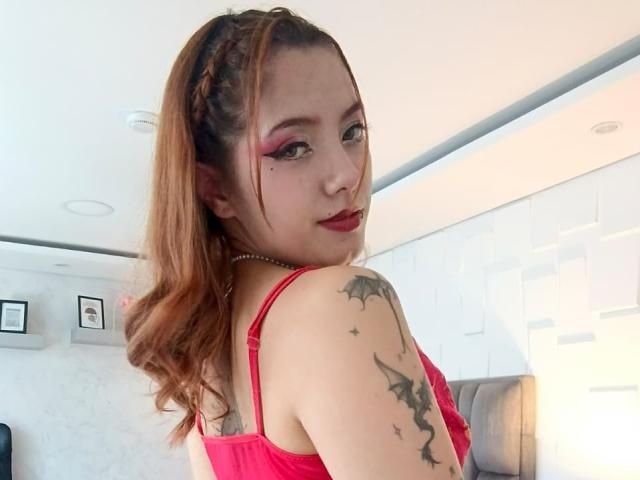 EmmaThomsonn - Live porno og sexkamera - 28529573