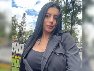 Ver la ficha detallada de IsabellaJames