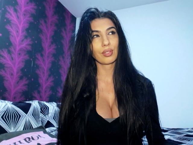 BrunetteBabe69 - Live porn &amp; sex cam - 28530638