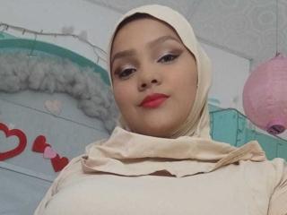 Lásd a AzaharaMahmud teljes profilját