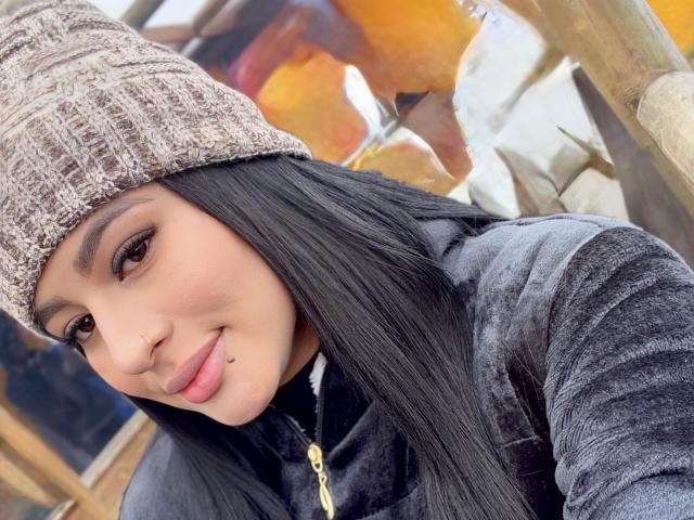 TaraMeyer - Live porn &amp; sex cam - 28531055