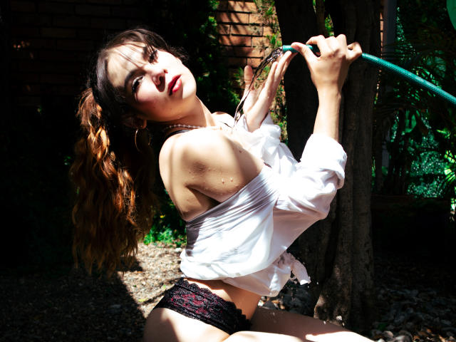 LindaPerez - сексуальная веб-камера в реальном времени - 28532132