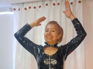 Lásd a LadyLucky teljes profilját