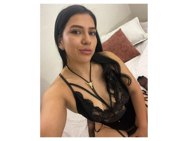 Velka - Live sex cam - 28532582